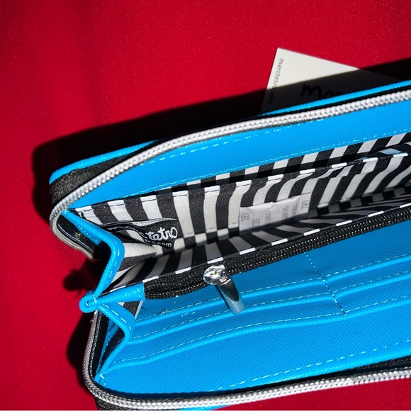 Authentic - Picture 2 of 5